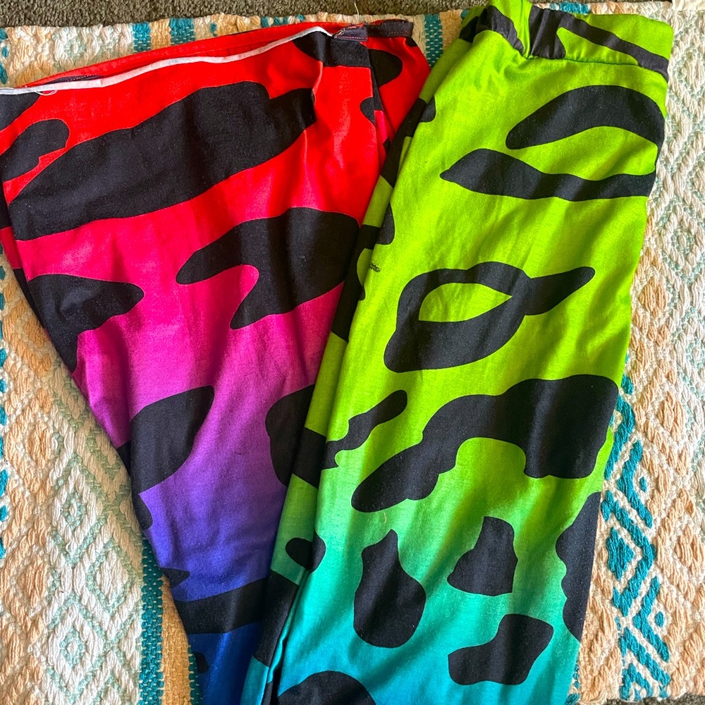 One size bellbottom zebra print multi colored leggings 🏃‍♀️💕